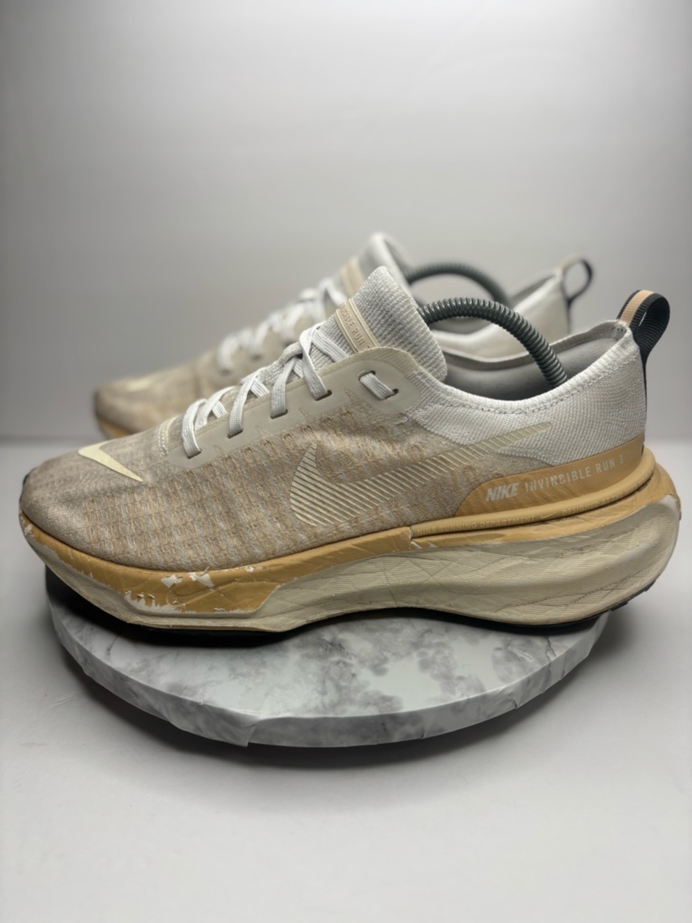 Size 10 - Nike ZoomX Invincible Run Flyknit 3 Sesame Coconut Milk